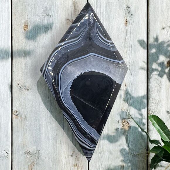 Black Agate Crystal Rhombus/‎ Diamond (8) - Picture 1 of 11